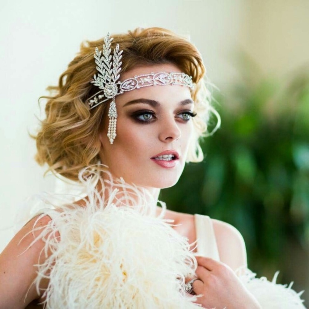 Flapper headband
